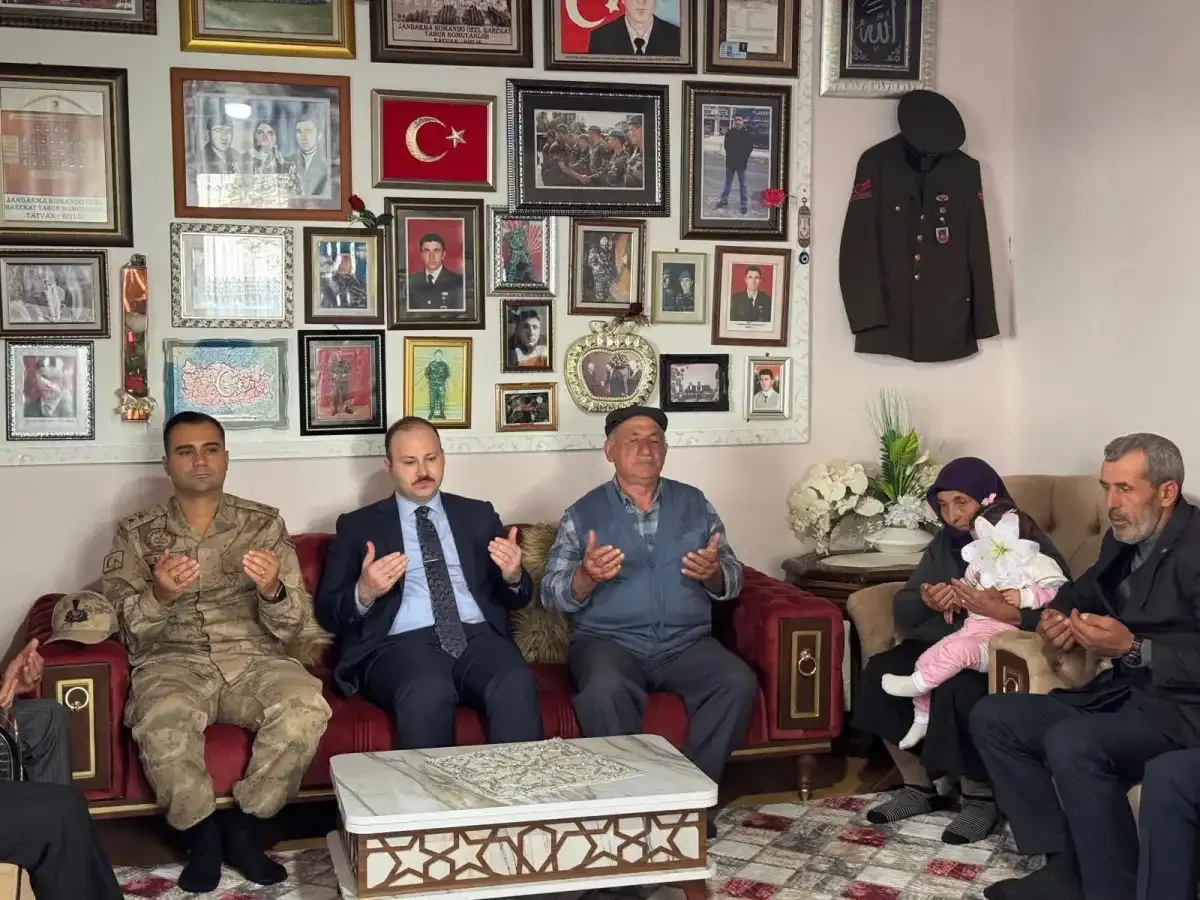 Arpaçay Kaymakamı Güvenç’ten şehit ve gazi ailelerine ziyaret