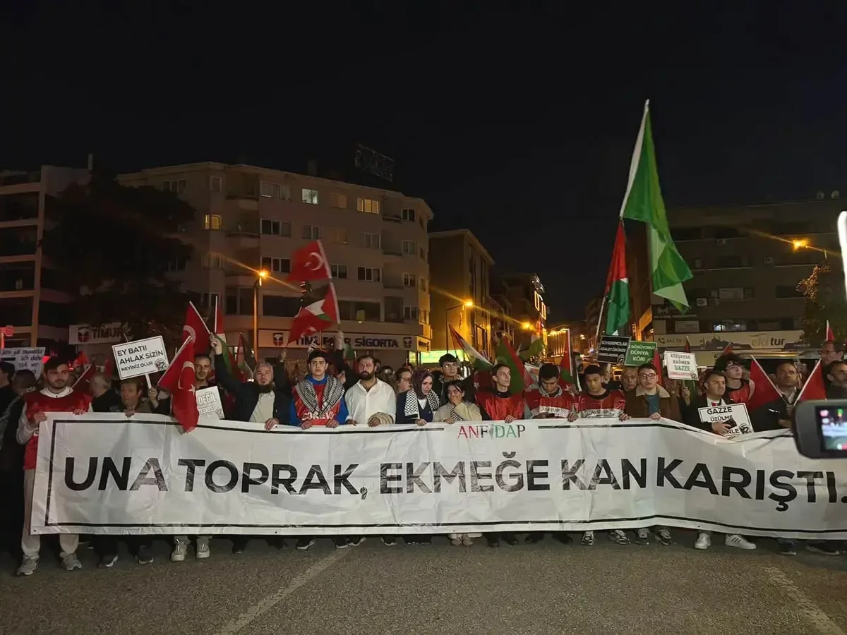 Başkentte Gazze için binlerce kişi yürüdü